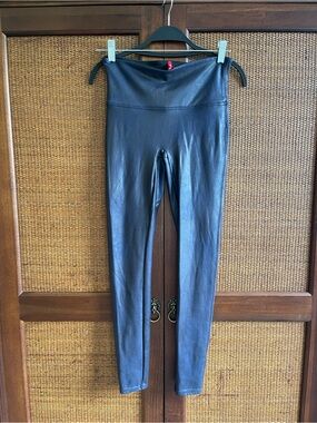 SPANX Black Shiny Leggings with Red Size Tag